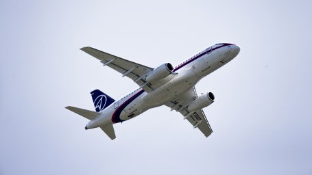 В Алматы из-за турбулентности произвел посадку самолет  «Air Astana»