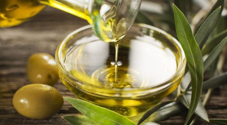 Оливковое масло подорожало на 21% за год, подсолнечное — на 8%