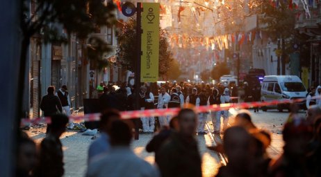 В центре Стамбула произошел взрыв, шесть человек погибли, есть раненые
