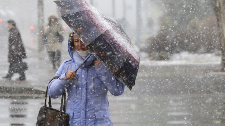 На большей части Казахстана объявлено штормовое предупреждение