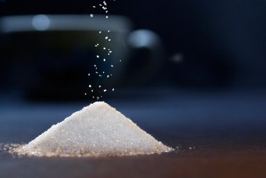 Индия, крупнейший в мире производитель сахара, ограничивает экспорт