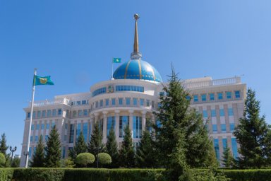 Президент Казахстана провел совещание с руководством Правительства