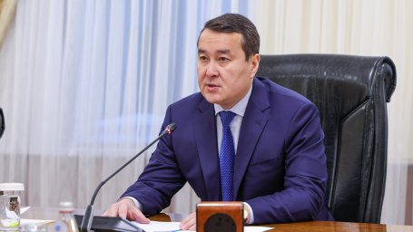 Алихан Смаилов встретился с региональным директором Всемирного банка по Центральной Азии