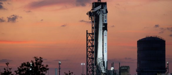 SpaceX отложила запуск корабля к МКС за две минуты до старта