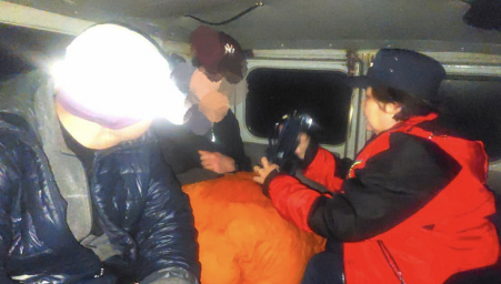 Троих туристов спасли в горах Алматы