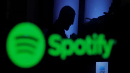 Spotify прекратит работу в России из-за закона о фейках про военных