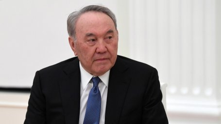 Изменится ли мнение «диванных экспертов» о Первом президенте спустя пять лет? Обзор казахской прессы