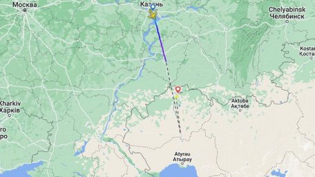 Летевший в Анталью самолет экстренно сел в Уральске из-за смерти подростка