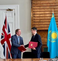 Минздрав РК и AstraZeneca подписали в Лондоне меморандум о сотрудничестве