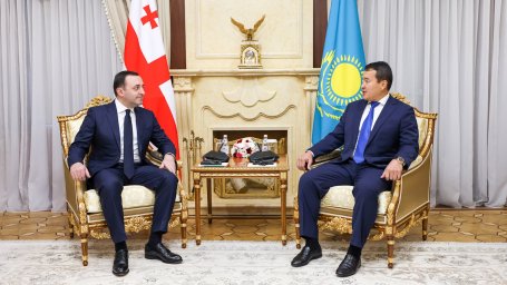 Казахстан и Грузия обсудили вопросы развития Транскаспийского международного транспортного маршрута