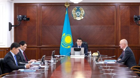Алихан Смаилов провел заседание Инвестиционного штаба