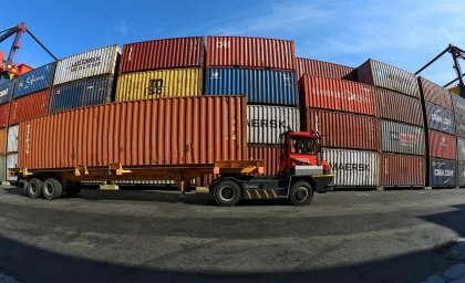 Казахстан увеличил перевалку контейнеров на границе с Китаем