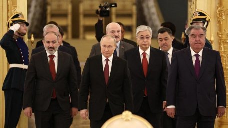 Лидеры стран ОДКБ отпраздновали в Москве два юбилея