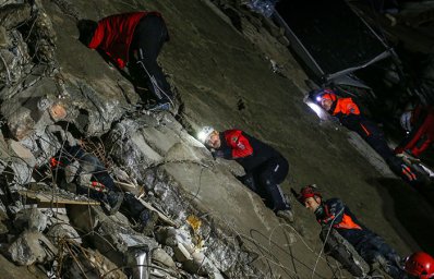 Число жертв землетрясения в Турции и Сирии превысило 8,7 тыс. человек