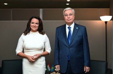 Глава государства провел переговоры с Президентом Венгрии Каталин Новак