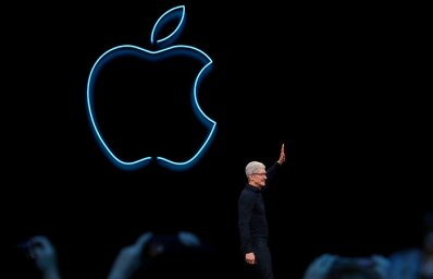 Apple в 2023 году понизит вознаграждение главы компании Тима Кука более чем на 40%