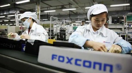 Foxconn может сократить выпуск iPhone в Чжэнчжоу из-за вспышки COVID-19