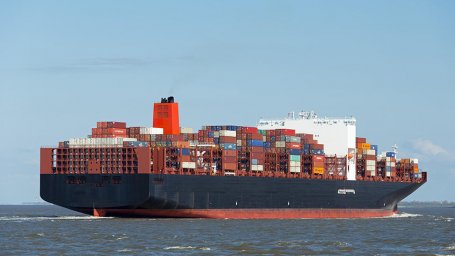 Объем контейнерных перевозок в портах Китая за 8 месяцев вырос на 4,2%