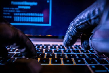 Хакеры взломали электронную почту посла США в Китае