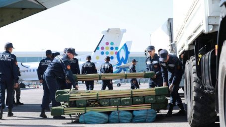 Казахстан отправил более 1,6 тыс тон гумпомощи в Афганистан