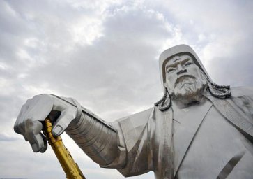 У казахов в приоритете Чингизхан и... Дикий Арман. Обзор казахской прессы