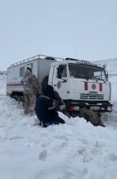 Из снежного заноса на Бортогайском водохранилище эвакуирован 81 человек
