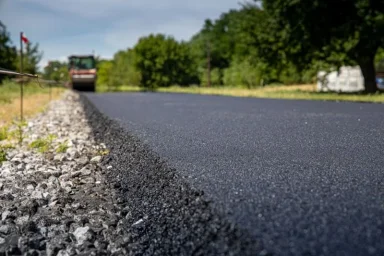Свыше 10 тыс. км автодорог построят и отремонтируют в 2023 году