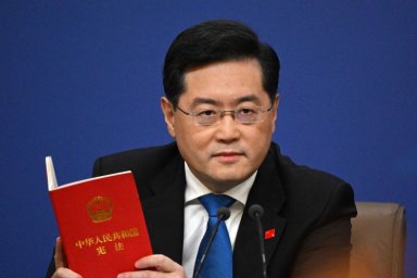 WSJ: бывший министр иностранных дел Китая был уволен за моральное разложение