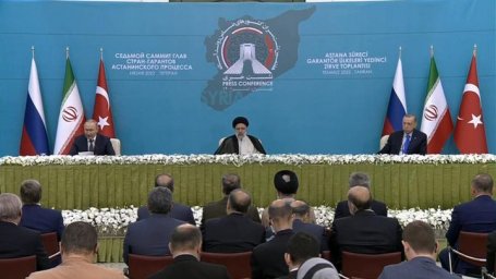 Лидеры "астанинской тройки" не определили дату созыва Конституционного комитета Сирии