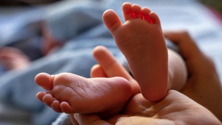 В Таразе задержаны два медработника по подозрению в торговле младенцами