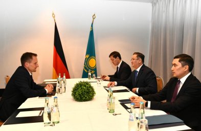 Глава МИД Казахстана встретился с представителями германского бизнеса