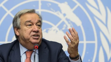 Генсек ООН призывает к немедленной деэскалации в Карабахе