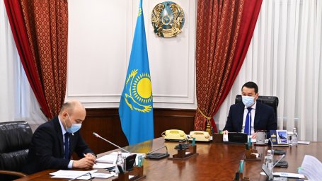 Смаилов провел совещания по вопросам разработки Программы действий Правительства на 2022 г.