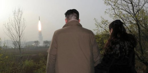 Северная Корея заявила об успешном испытании твердотопливной МБР